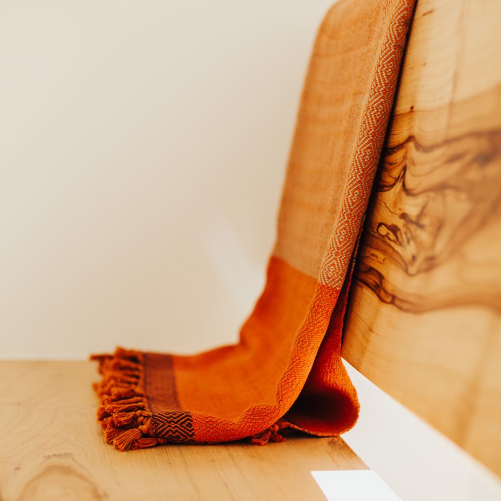 The Saffron Throw | 100% pure cotton | High Quality Handwoven Throw I Sustainable I Kaikô