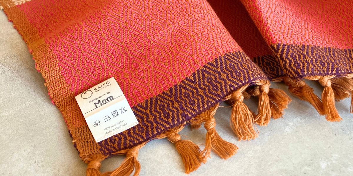 High_Quality_Handcrafted_Throw_