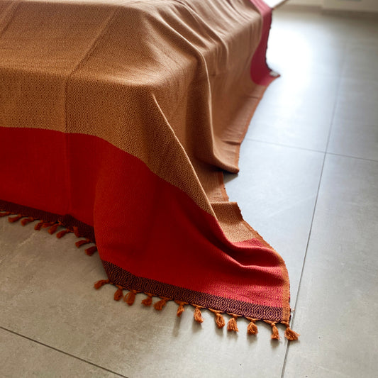 The Saffron Throw | 100% pure cotton | The Saffron Throw | 100% pure cotton | High Quality Handwoven I Sustainable I Kaikô